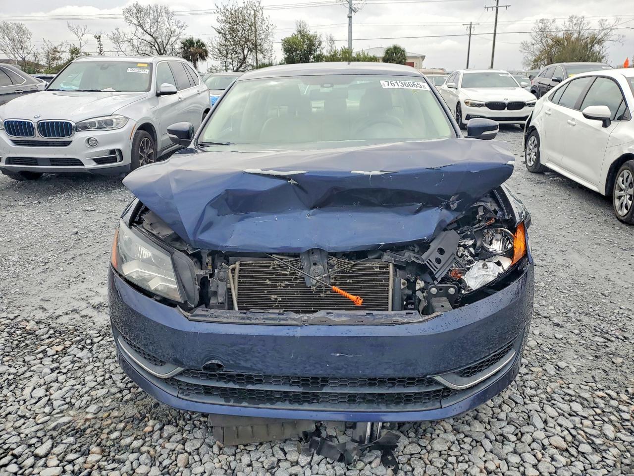 2013 Volkswagen Passat se