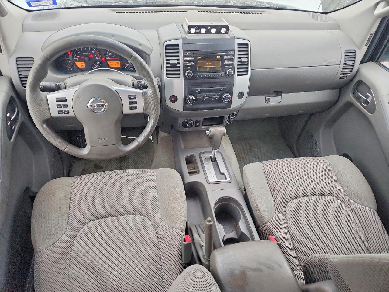 2014 Nissan Frontier SV