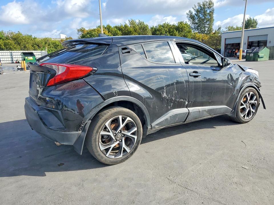 2018 Toyota C-hr xle