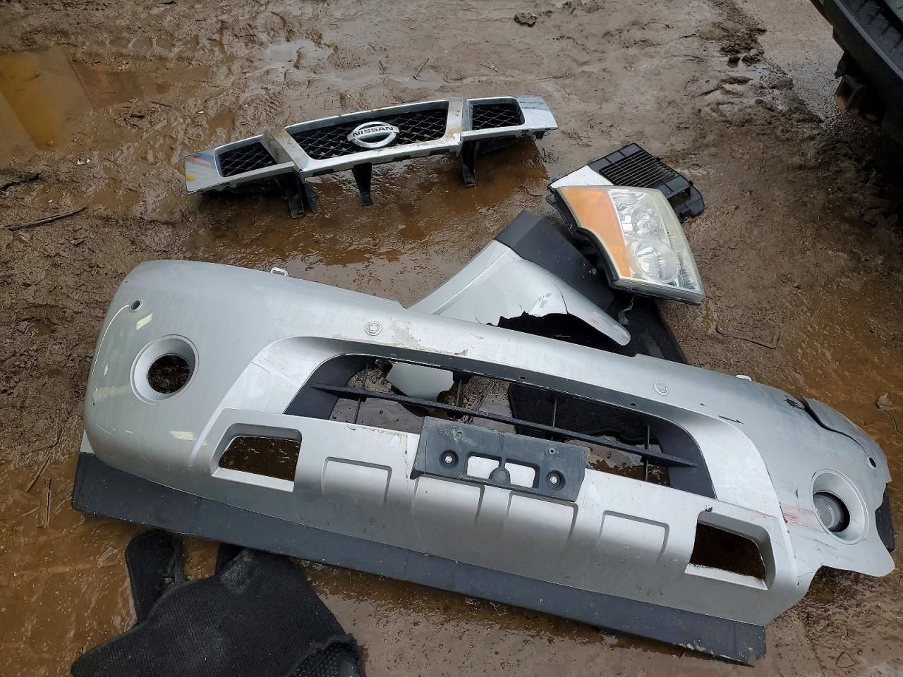 2012 Nissan Armada sv