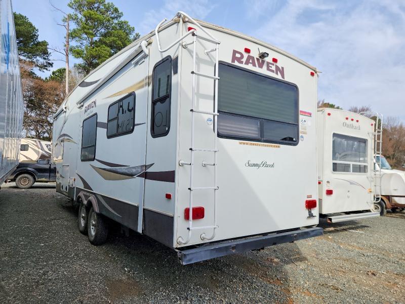 2012 Winnebago Raven Camper