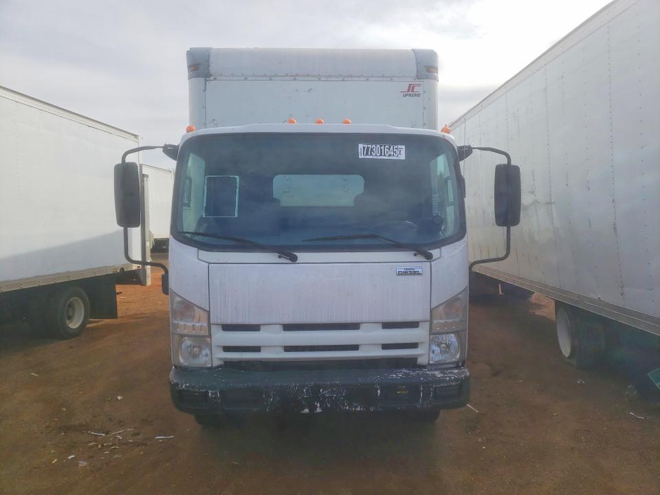 2014 Isuzu NRR BOX Truck