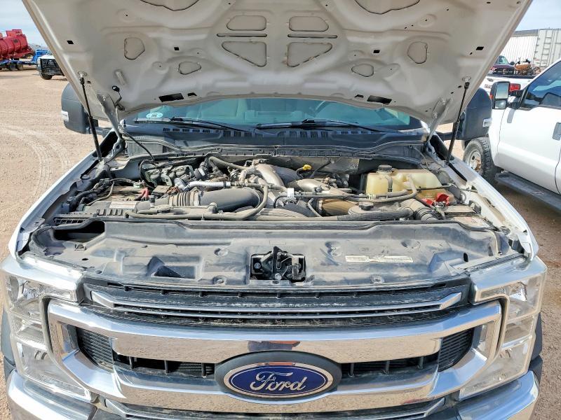 2020 Ford F450 Super Duty Flatbed Truck
