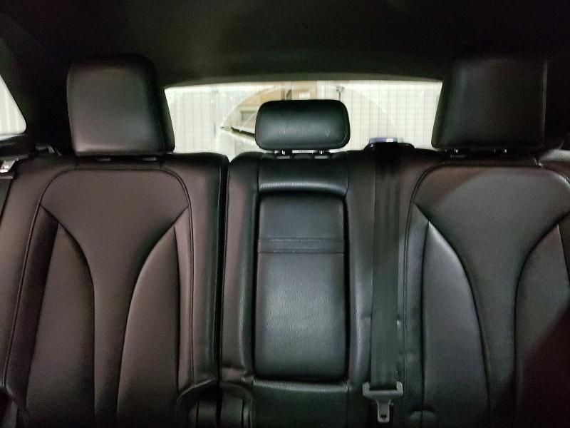 2015 Lincoln Townhouse MKC