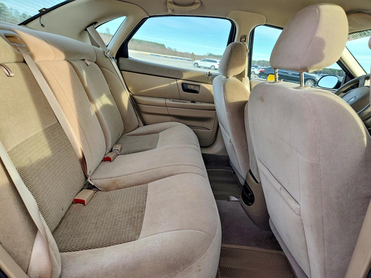 2004 Ford Taurus ses