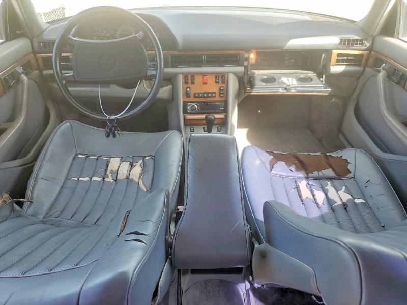 1988 Mercedes-Benz 560 sel