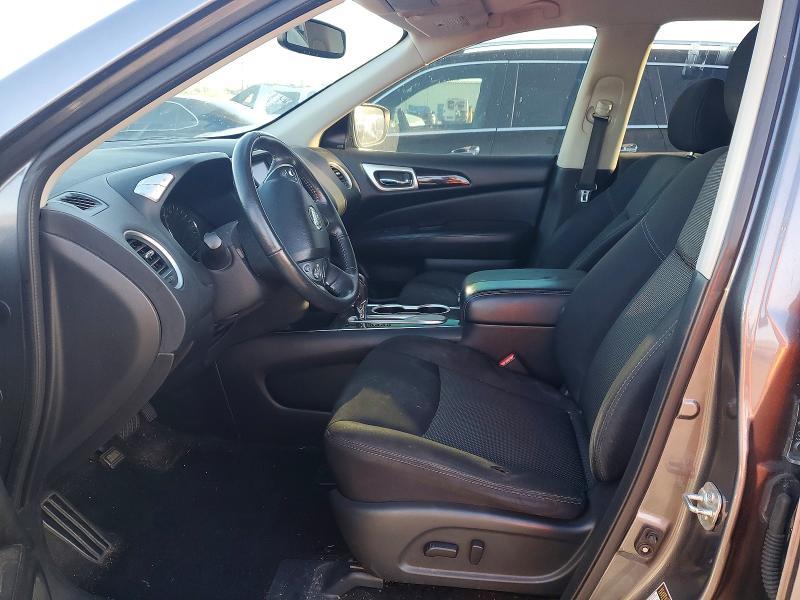 2020 Nissan Pathfinder sv