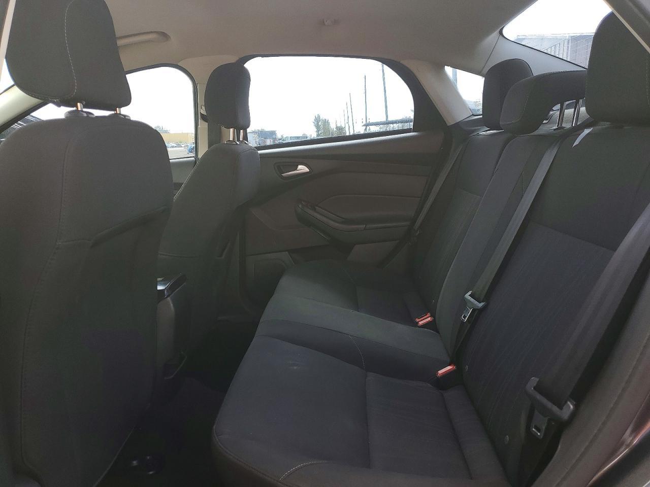 2018 Ford Focus se