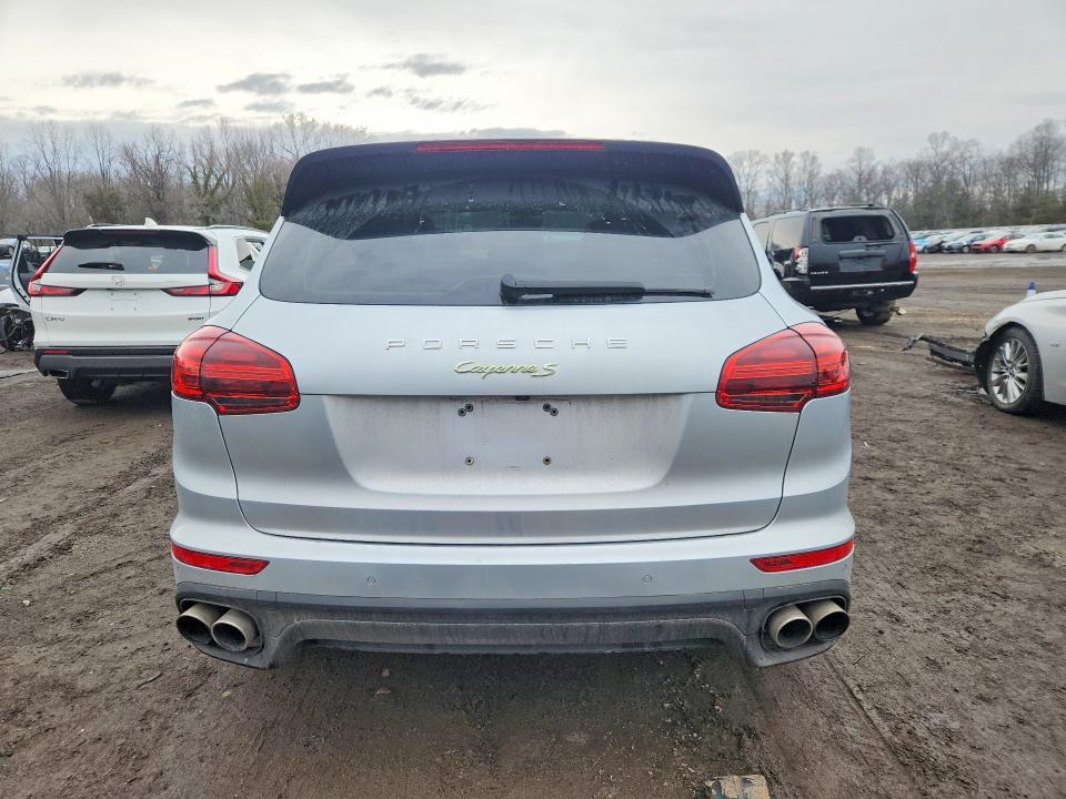 2017 Porsche Cayenne se Hybrid Platinum