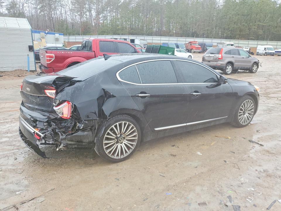 2015 KIA Cadenza Premium