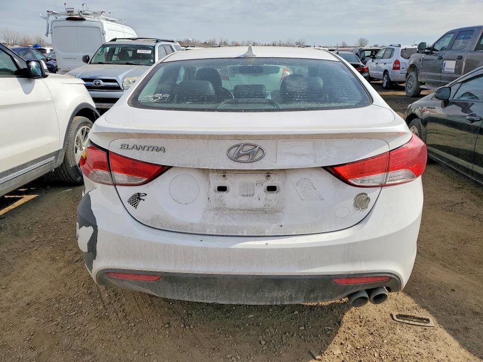 2013 Hyundai Elantra Coupe se