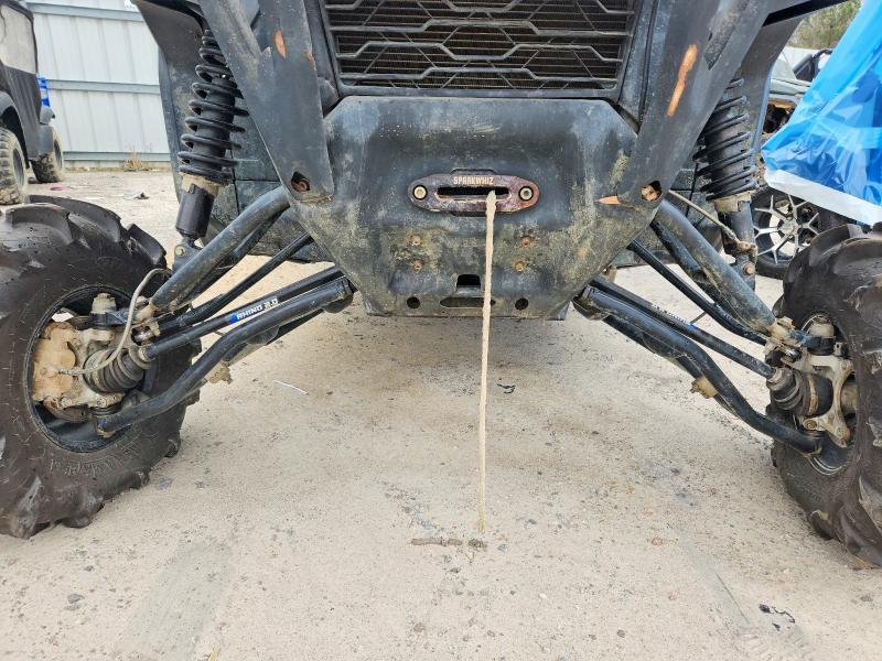 2021 Can-Am Defender HD 10