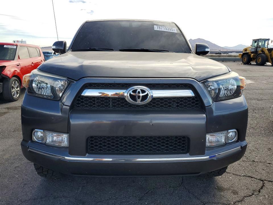 2013 Toyota 4runner SR5