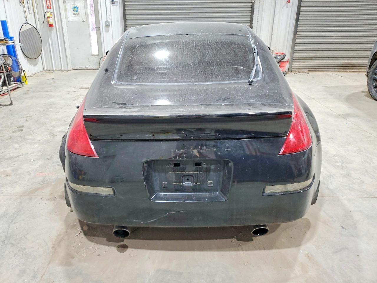 2003 Niss 350z Base