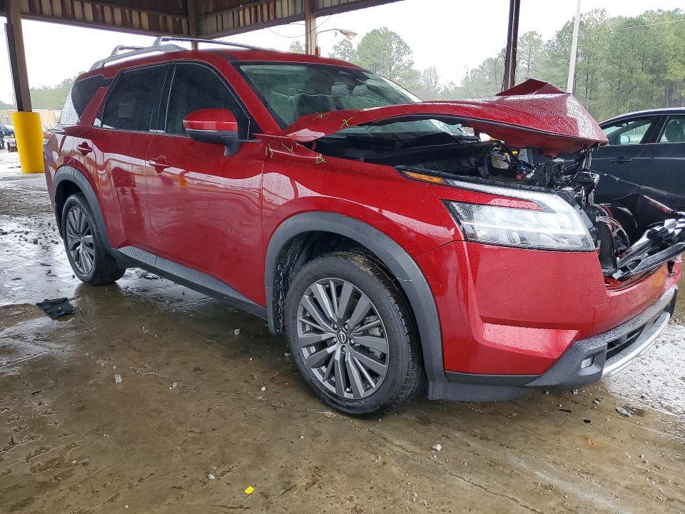 2022 Nissan Pathfinder sl