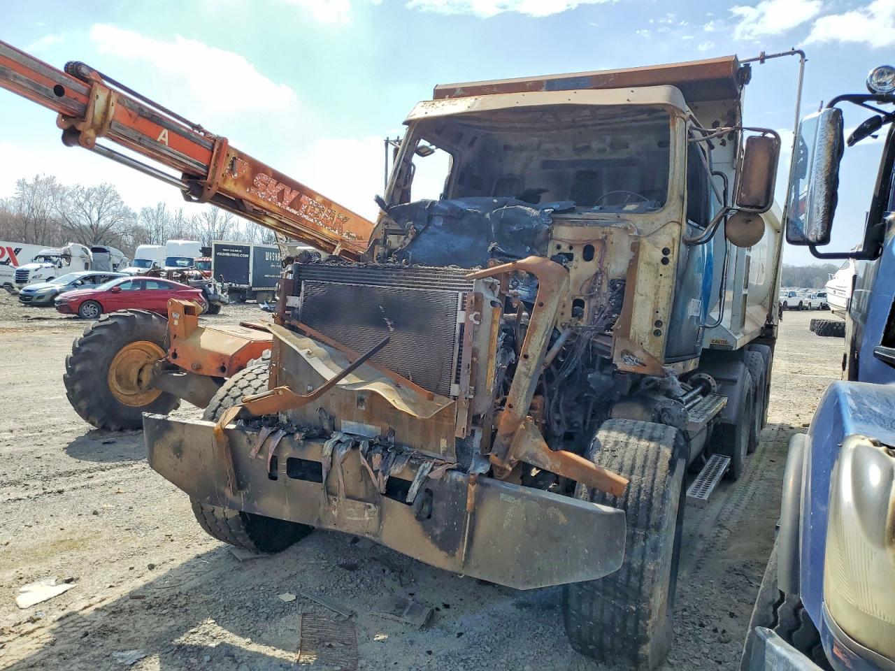 2017 Westenstar 2017 Western Star Conventional Dump Truck