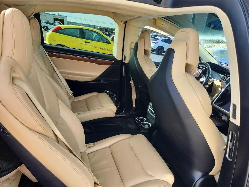 2017 Tesla Model x