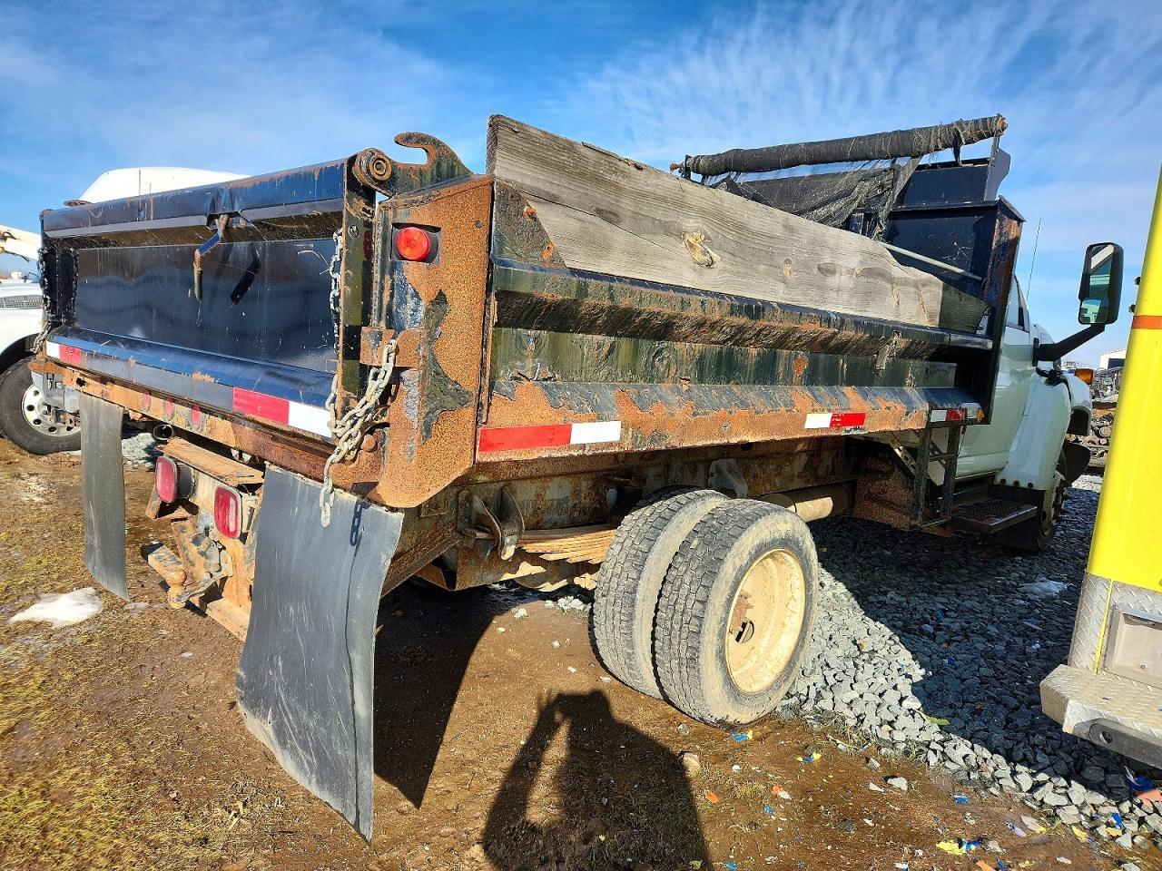 2005 GMC C5500 Dump Truck