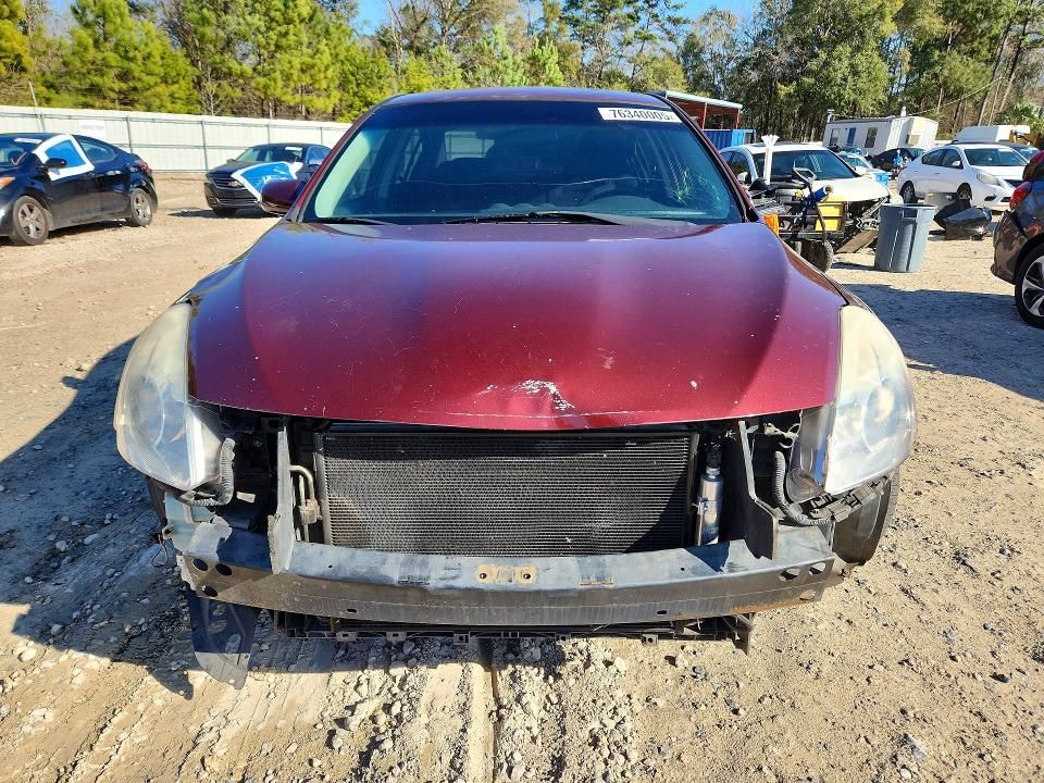 2010 Nissan Altima Base