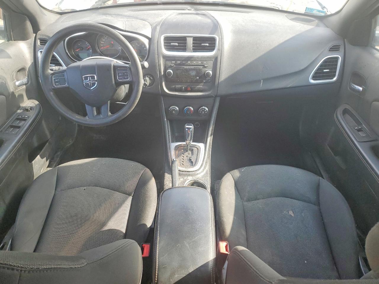 2014 Dodge Avenger se