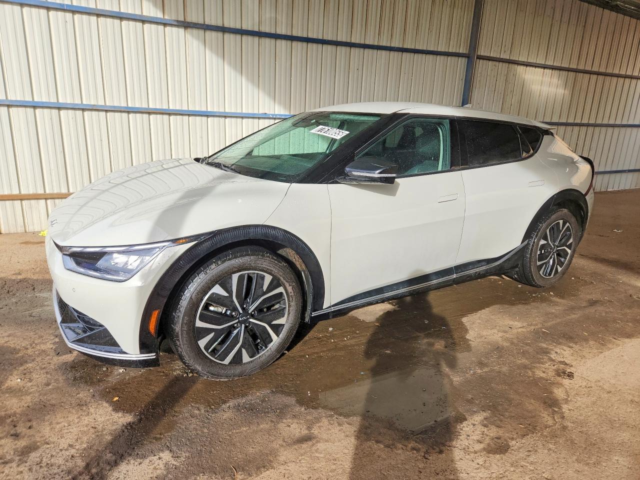 2023 KIA EV6 Wind