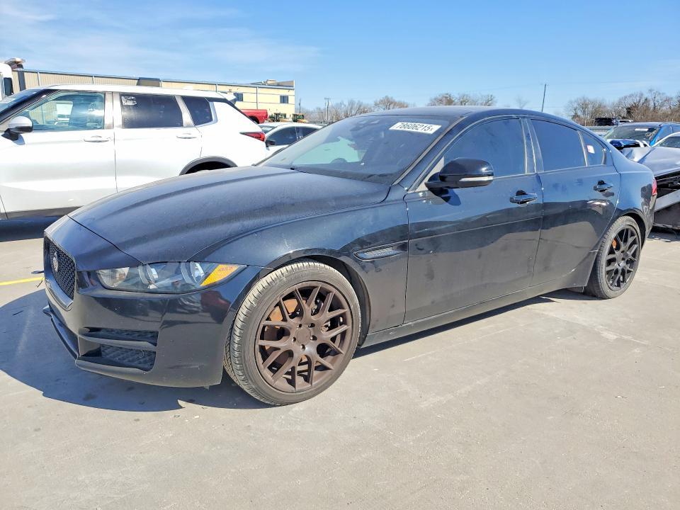 2017 Jaguar Xe Prestige