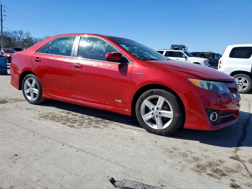 2014 Toyota Camry Hybrid se