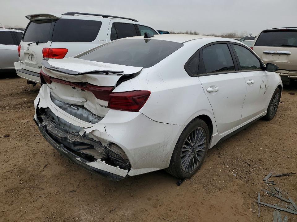 2023 KIA Forte Gt-line