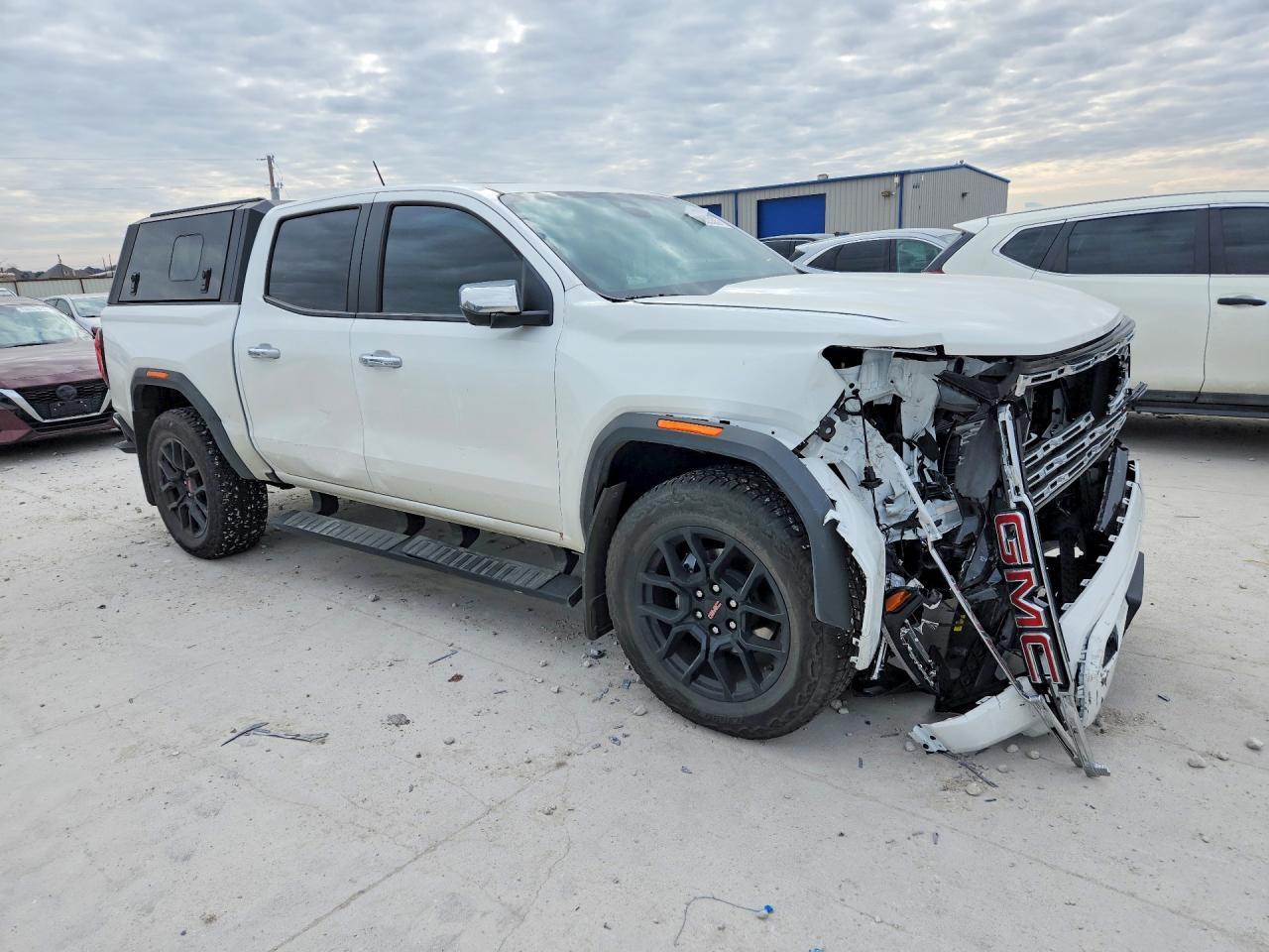 2024 GMC Canyon Denali