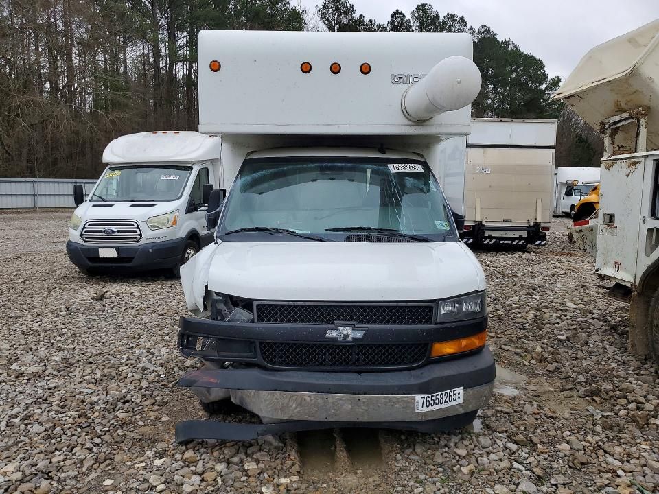 2020 Chevrolet Express Delivery Truck