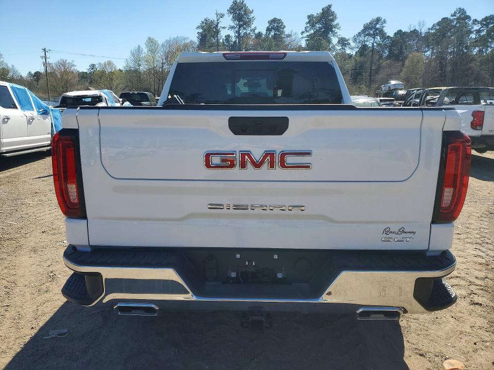 2026 GMC Sierra K1500 slt
