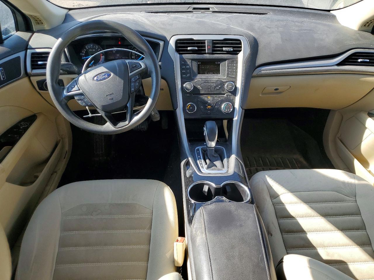 2015 Ford Fusion se