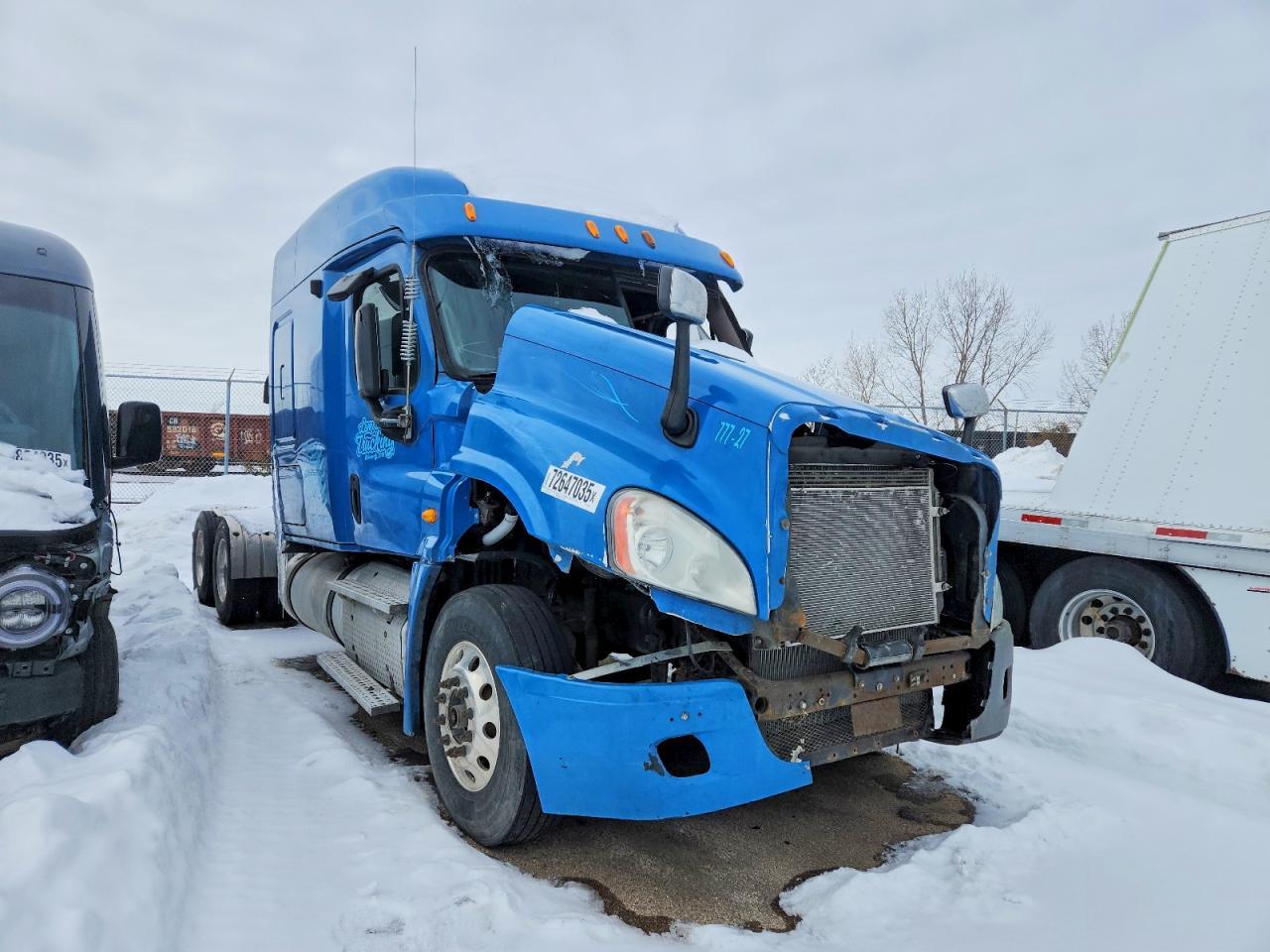 2013 Freigliner 2013 Freightliner Cascadia Semi Truck