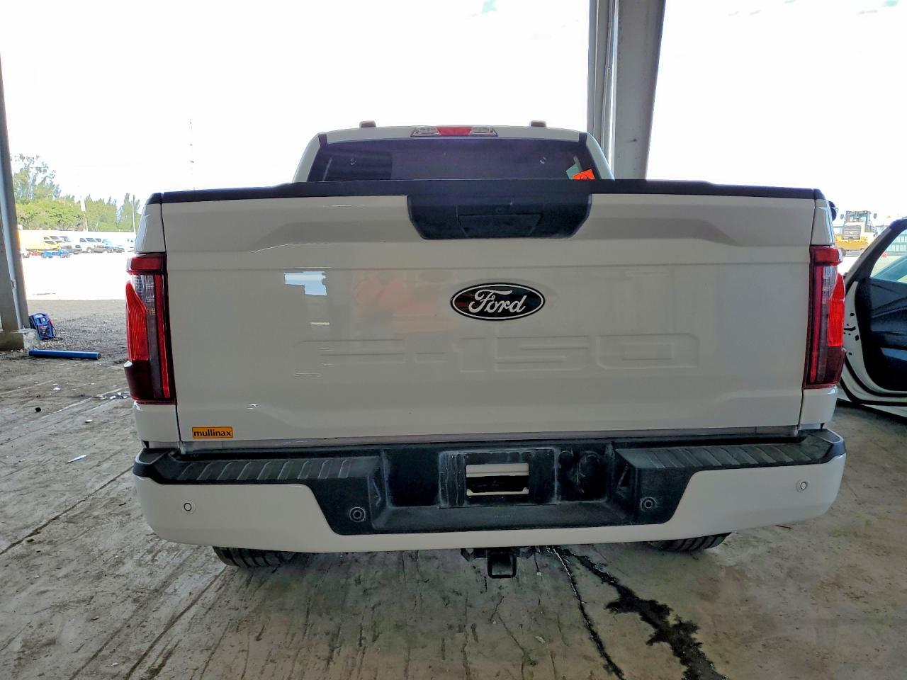 2025 Ford F150 STX