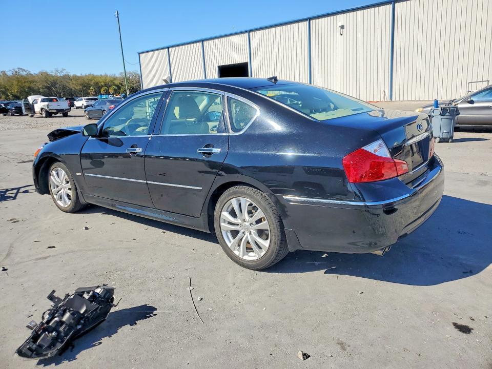 2010 Infiniti M35 Base
