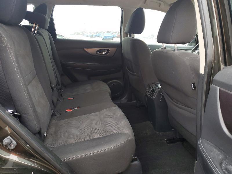 2016 Nissan Rogue sv