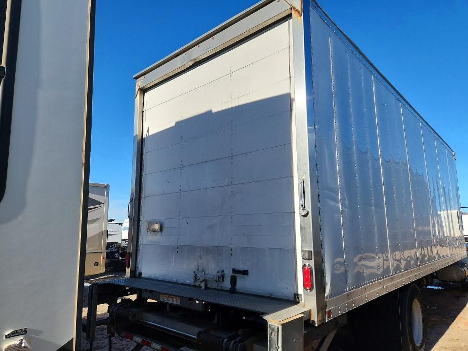 2019 International 4300 box Truck