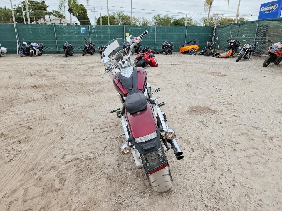 2005 Honda VTX1800 F1