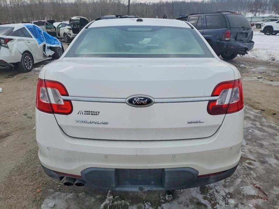 2011 Ford Taurus sel