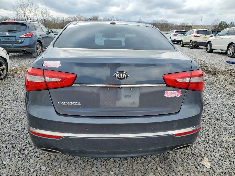 2015 KIA Cadenza Premium