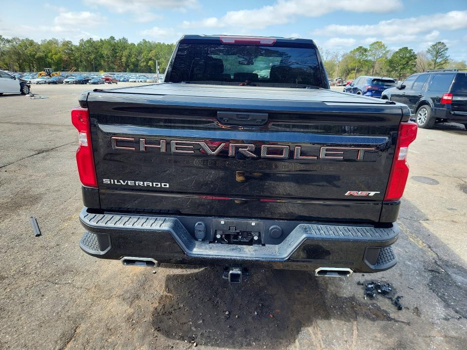 2022 Chevrolet Silverado K1500 RST