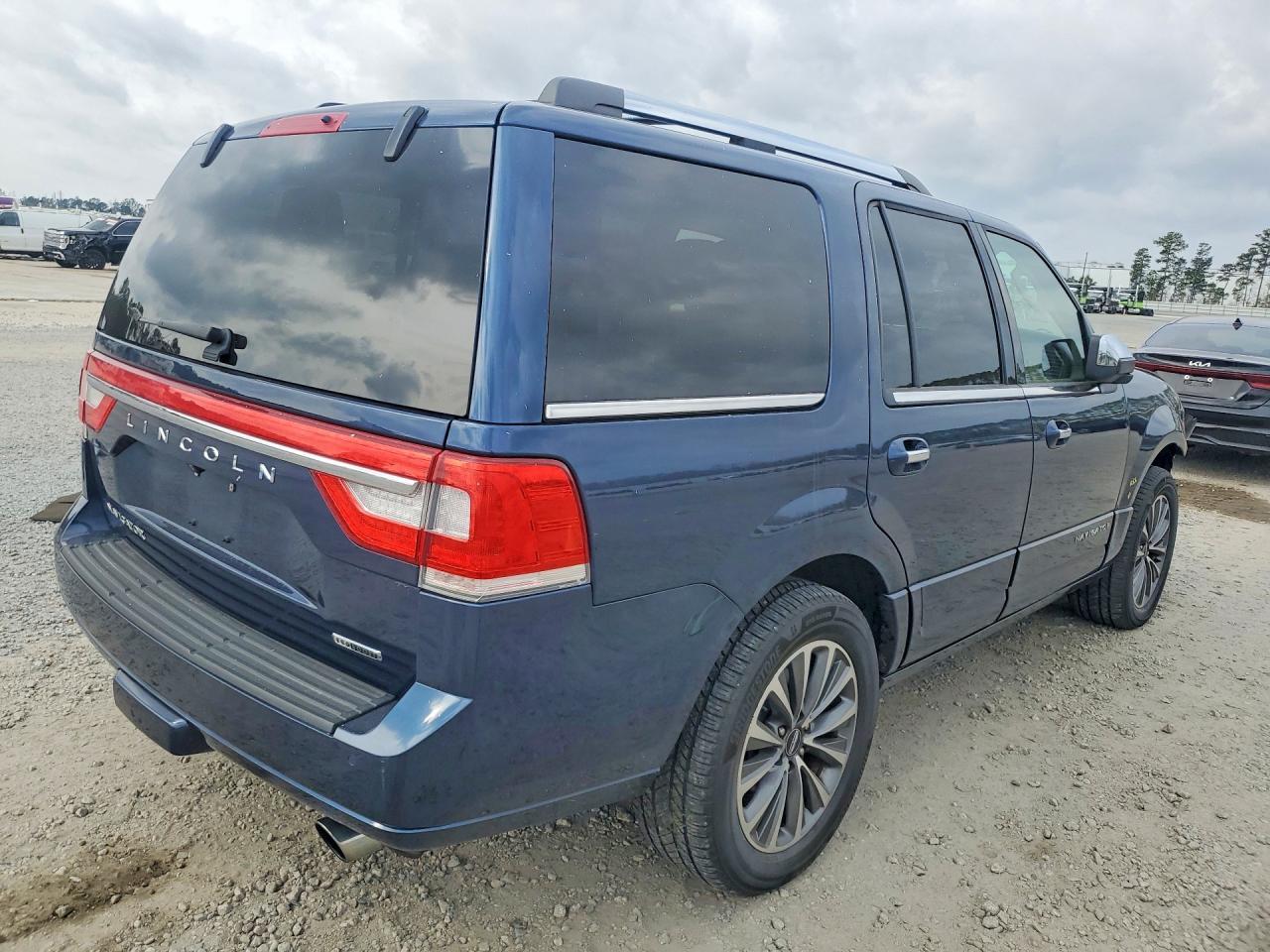 2016 Lincoln Navigator Select