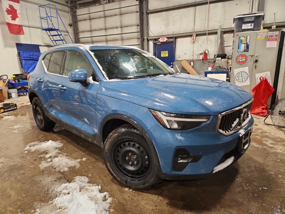 2023 Volvo Xc40 Plus