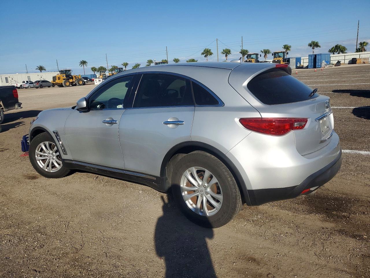 2017 Infinity Qx70