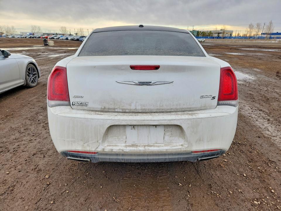 2015 Chrysler 300 s