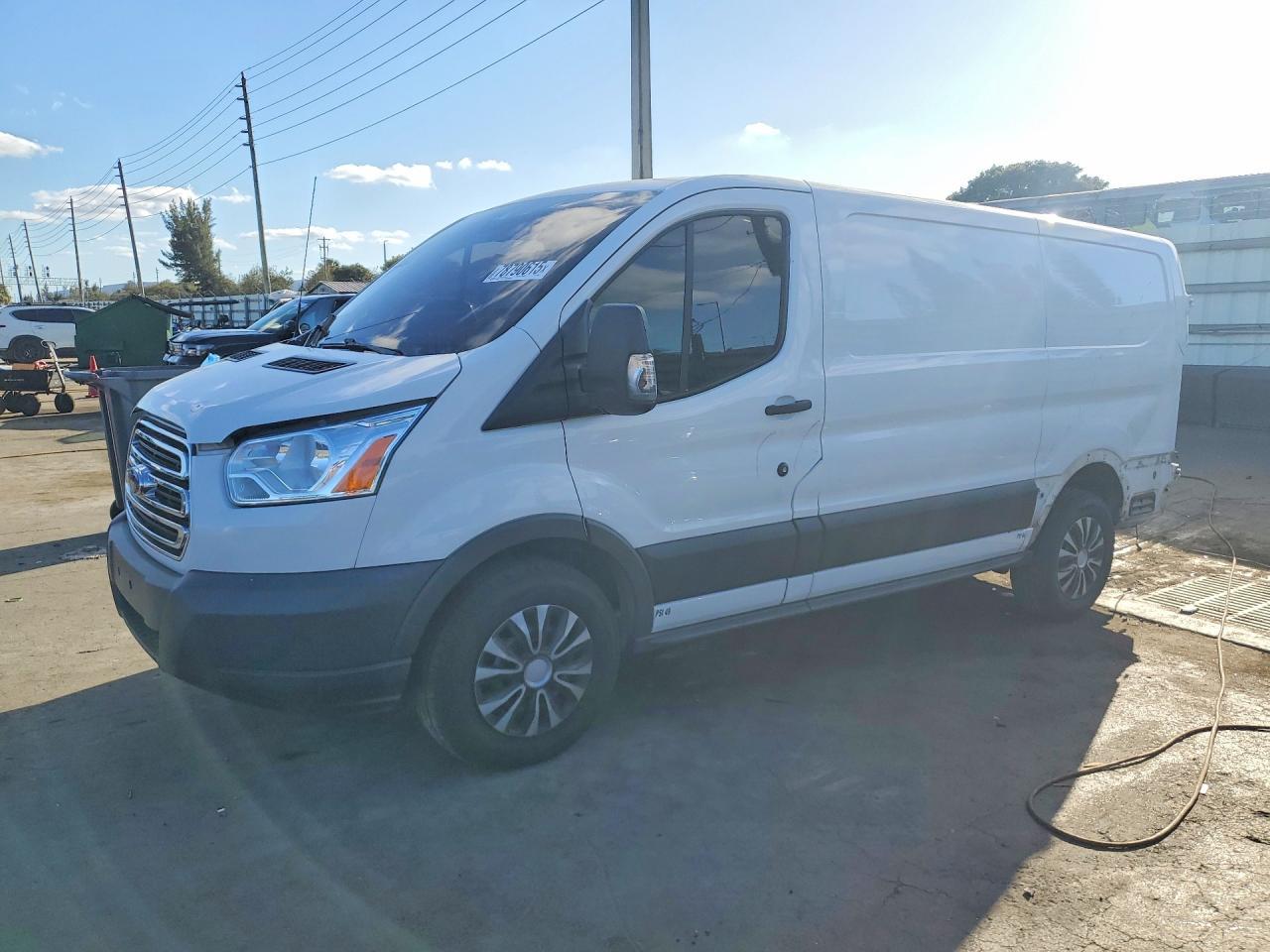 2018 Ford Transit T-150