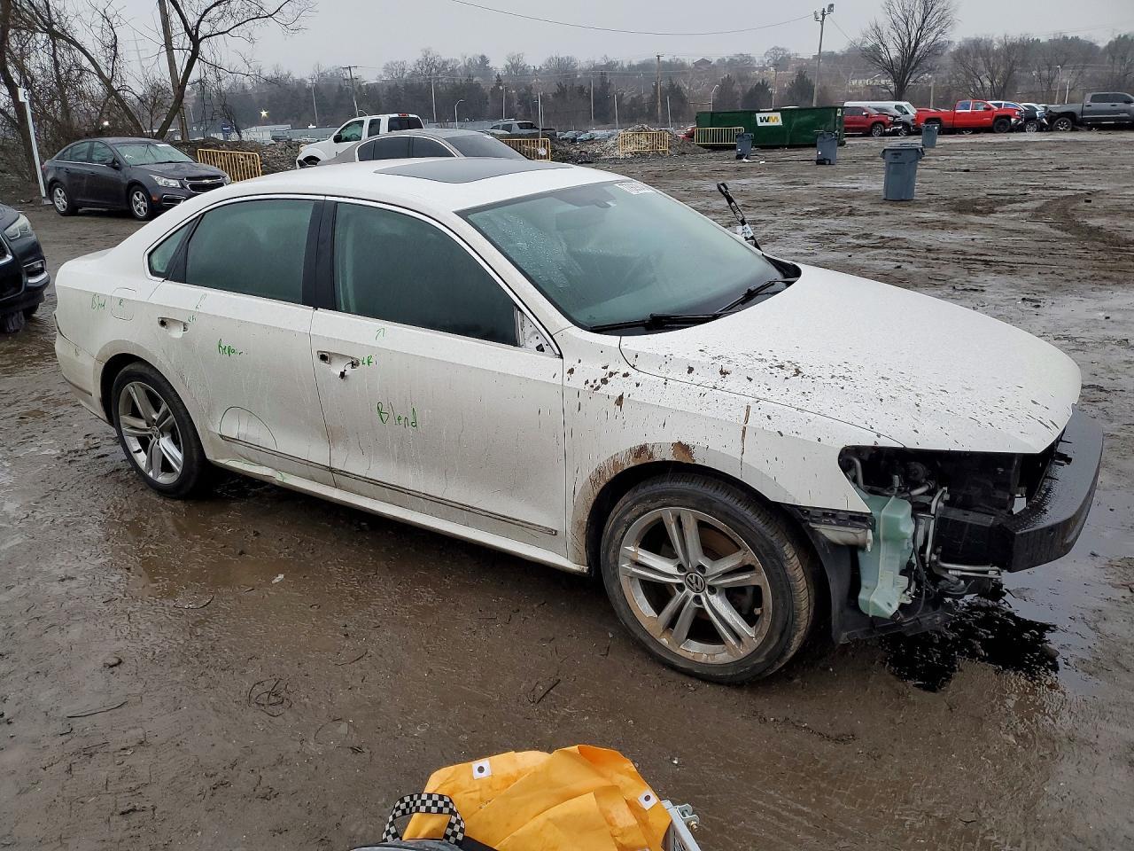 2013 Volkswagen Passat sel