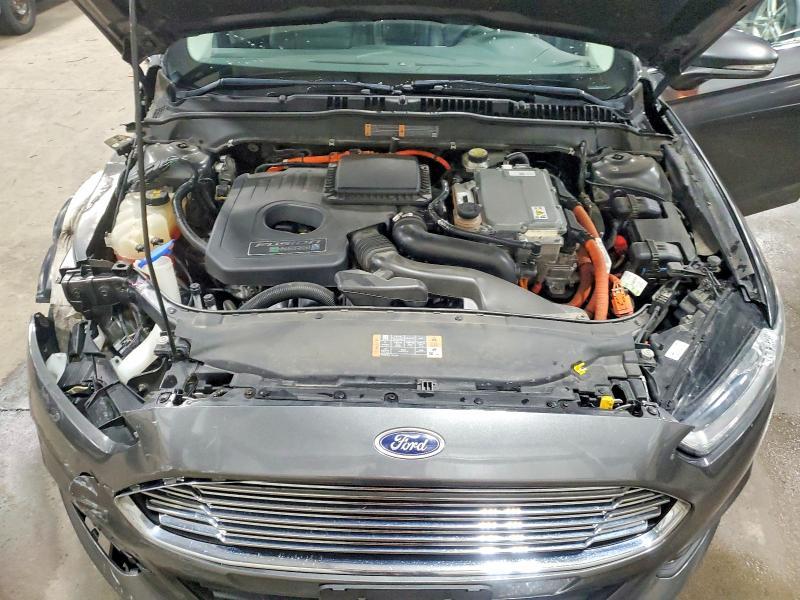 2016 Ford Fusion se Phev