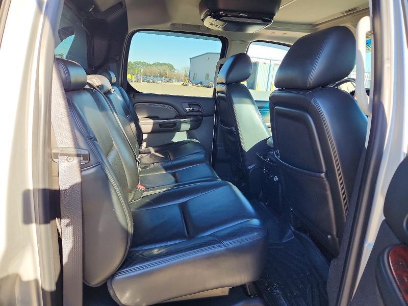 2010 Cadillac Escalade EXT Luxury