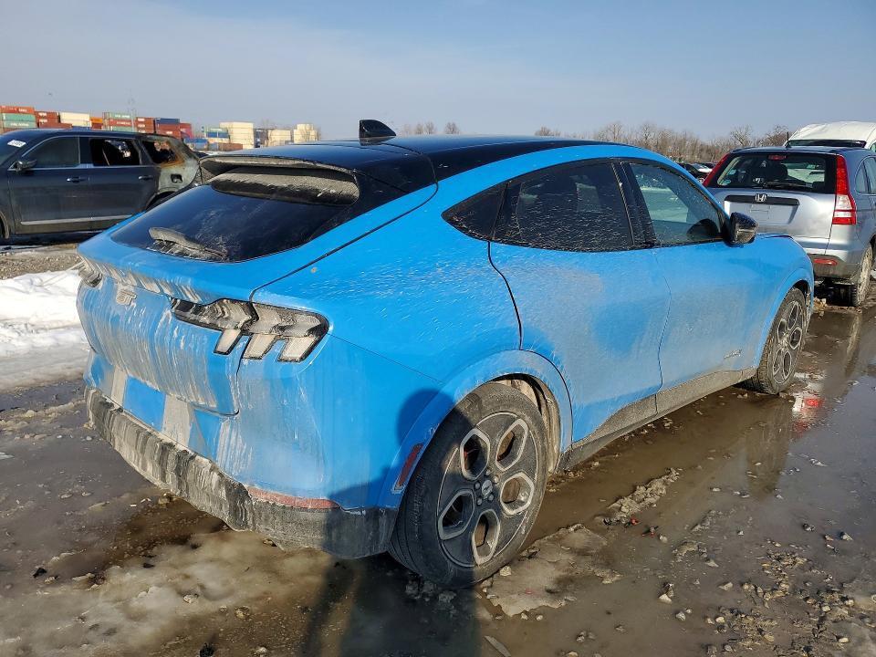 2022 Ford Mustang Mach-e gt